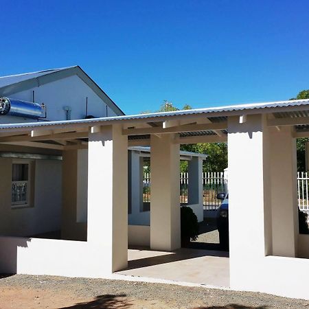 Nguni Country Lodge Middelburg  Exterior photo